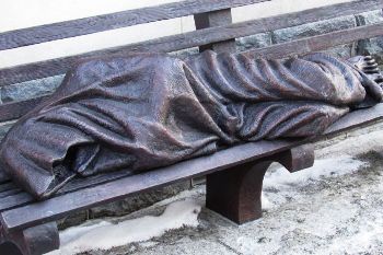 Святіший Отець стурбований долею безхатченків